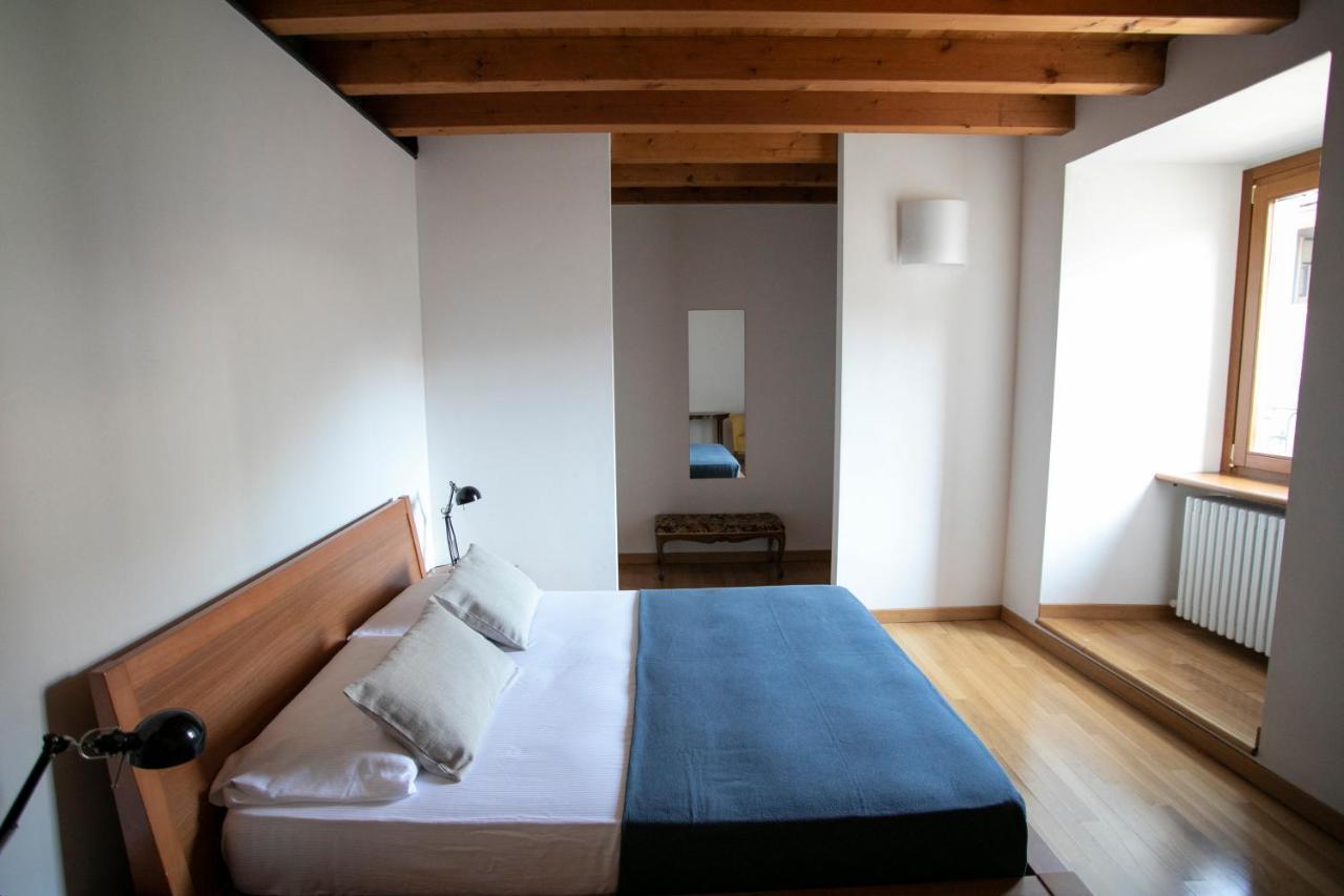 Iseolakerental - Casa Del Pescatore Riva di Solto Eksteriør billede
