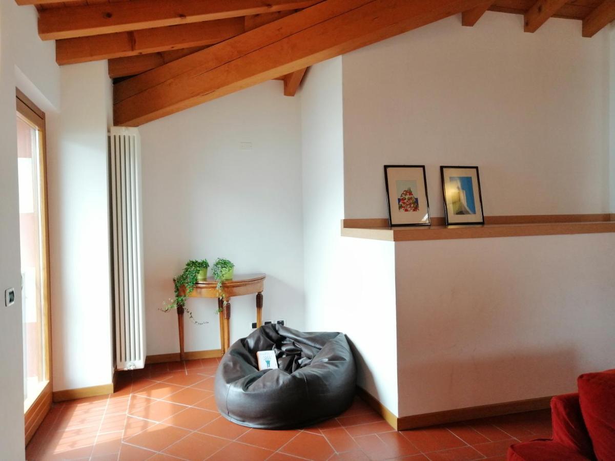Iseolakerental - Casa Del Pescatore Riva di Solto Eksteriør billede